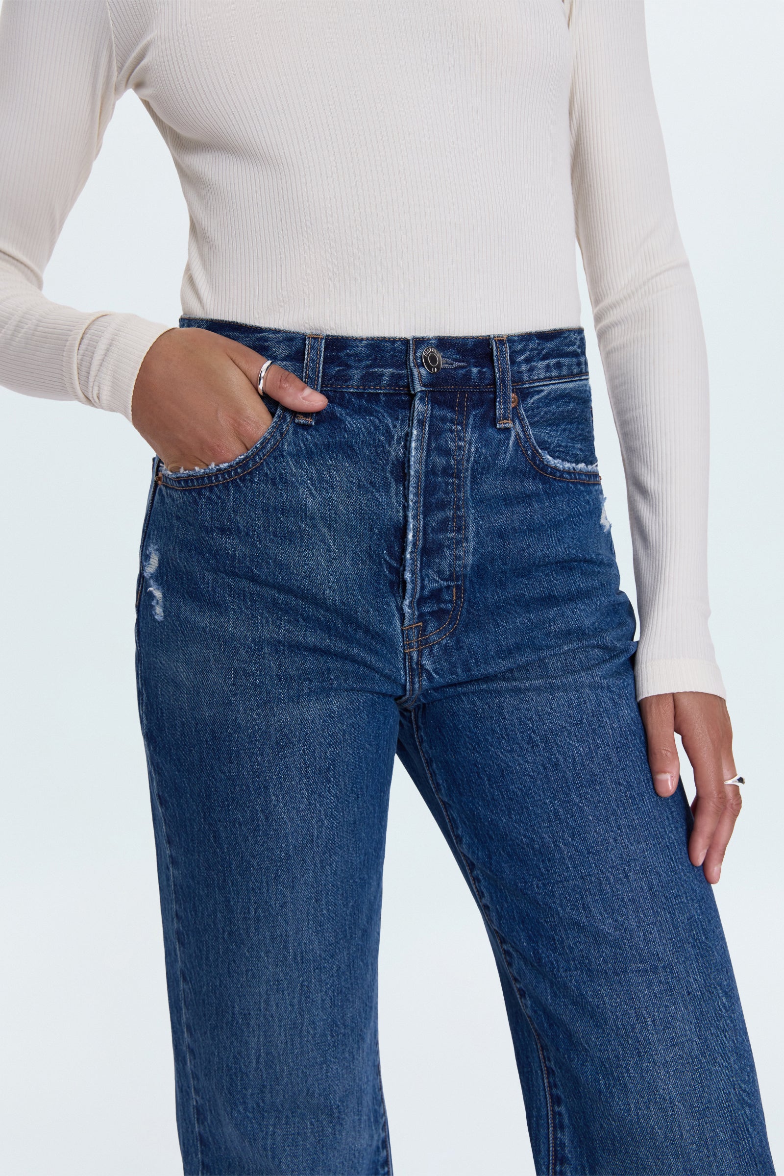 PETITE Cassie Super High Rise Straight Jean - Cameo Vintage - Image 3